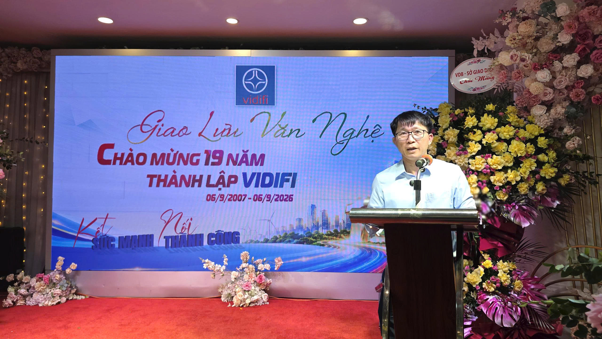 19nam29